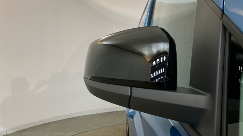 Volkswagen Caddy Maxi Caddy Cargo Maxi C20 Petrol 1.5 eHybrid 150 Commerce Pro Van DSG [Tech]